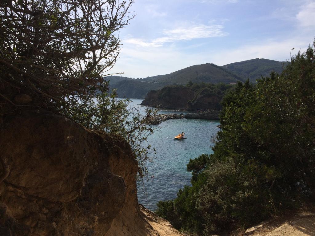 Casa Le Agavi Hotel Portoferraio Bagian luar foto